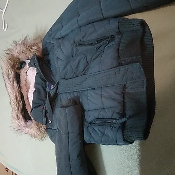 American Eagle Outfitters Jackets & Blazers - American Eagle hooded winter coat, Size Medium, Green